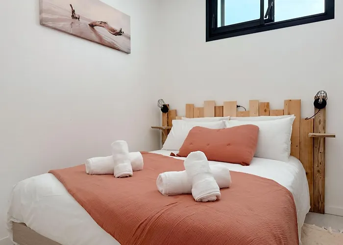 Confort Avec Parking, Aquarium La Rochelle (Charente-Maritime)